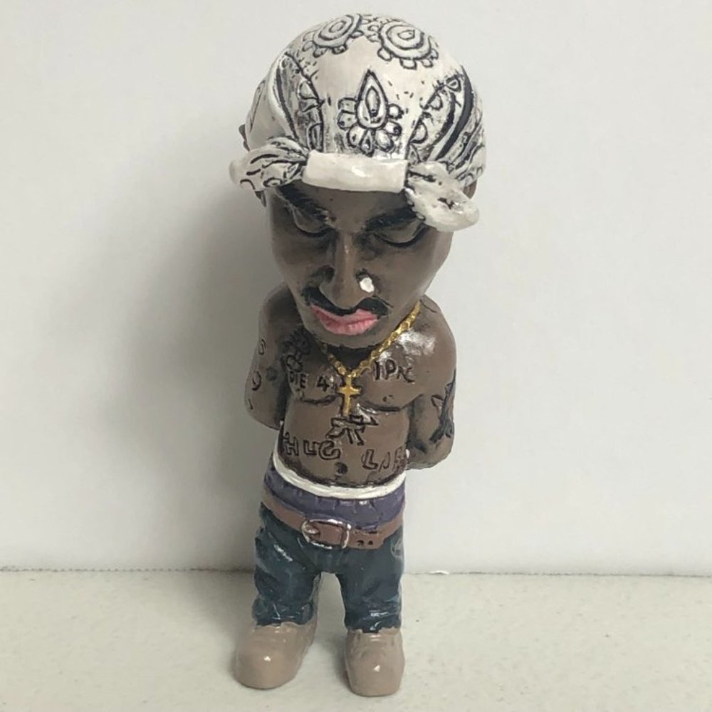 Tupac Shakur White Bandana Resin Figure Rap Rapper 90s Music